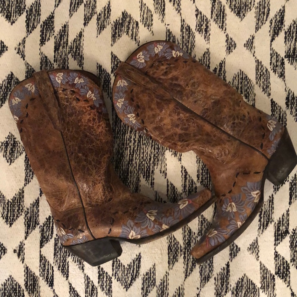 Dan Post Floral Embroidered Boot Size 9B
